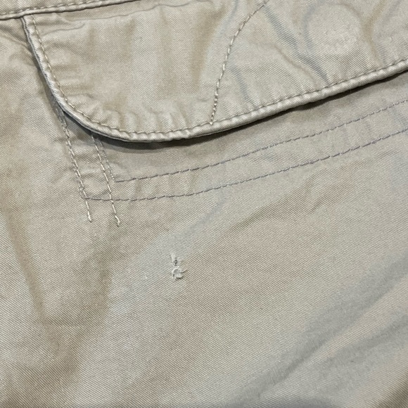 Women’s Columbia Shorts - Picture 4 of 10